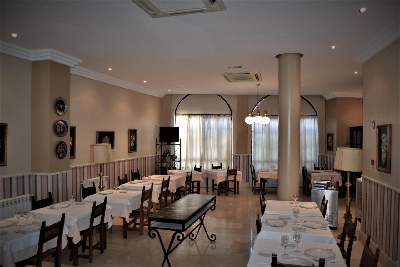 ולנסיה דה דון חואן Hotel Villegas מראה חיצוני תמונה