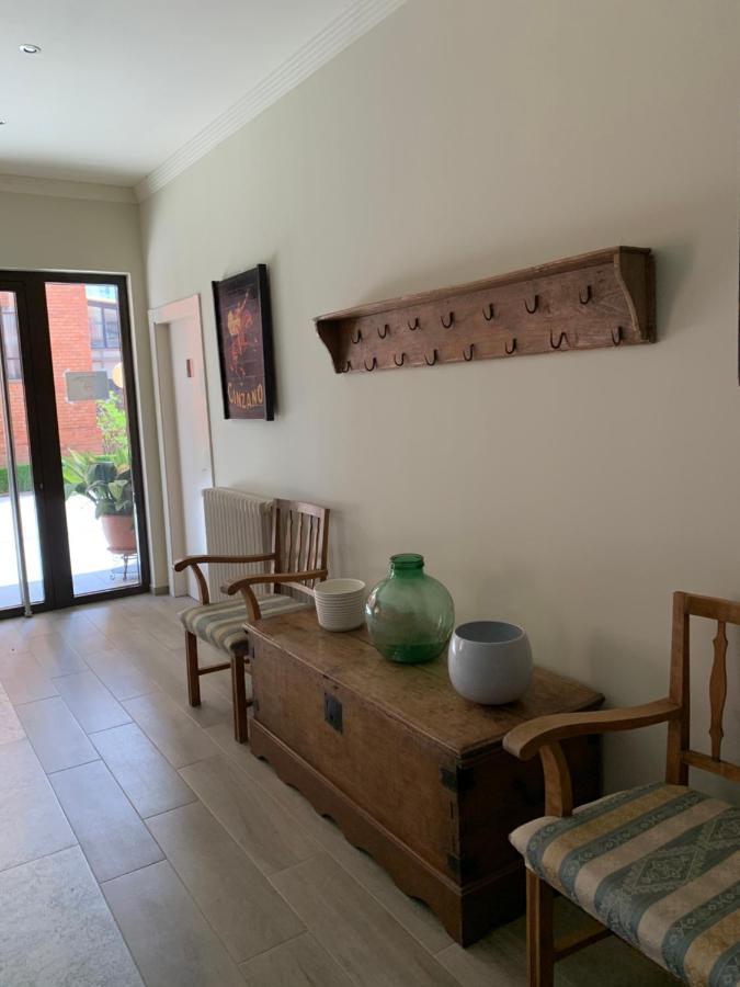 ולנסיה דה דון חואן Hotel Villegas מראה חיצוני תמונה