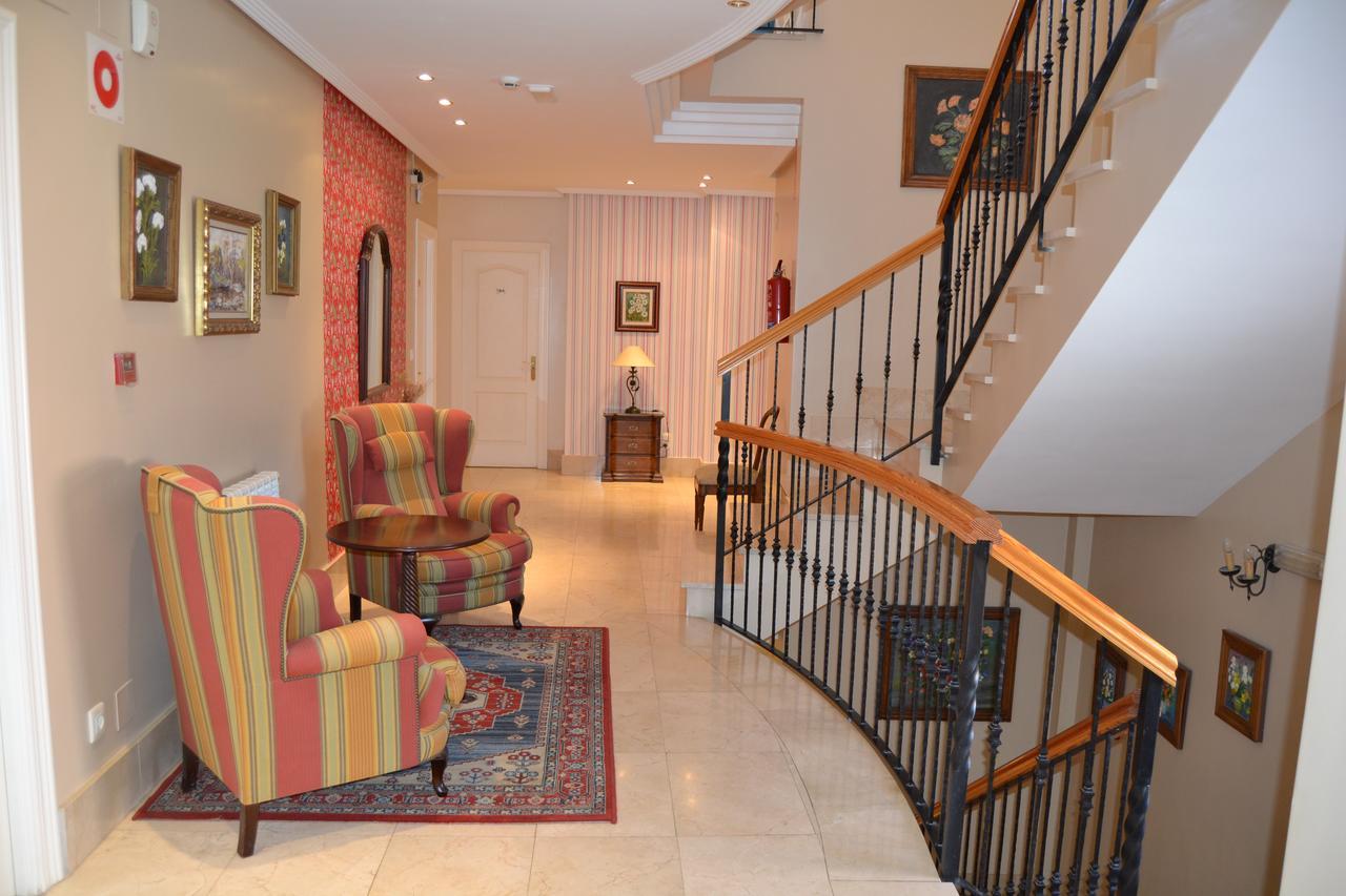 ולנסיה דה דון חואן Hotel Villegas מראה חיצוני תמונה