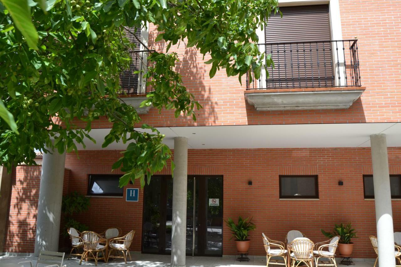 ולנסיה דה דון חואן Hotel Villegas מראה חיצוני תמונה