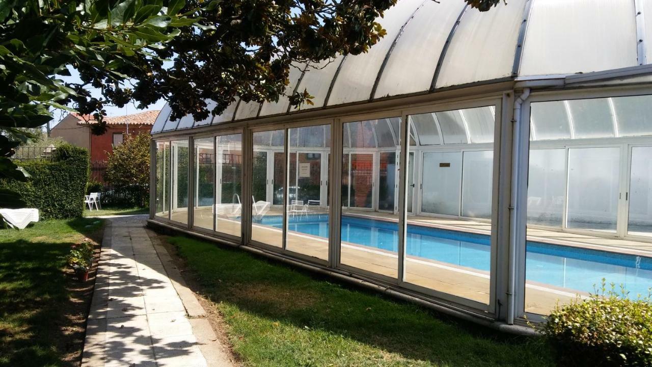 ולנסיה דה דון חואן Hotel Villegas מראה חיצוני תמונה